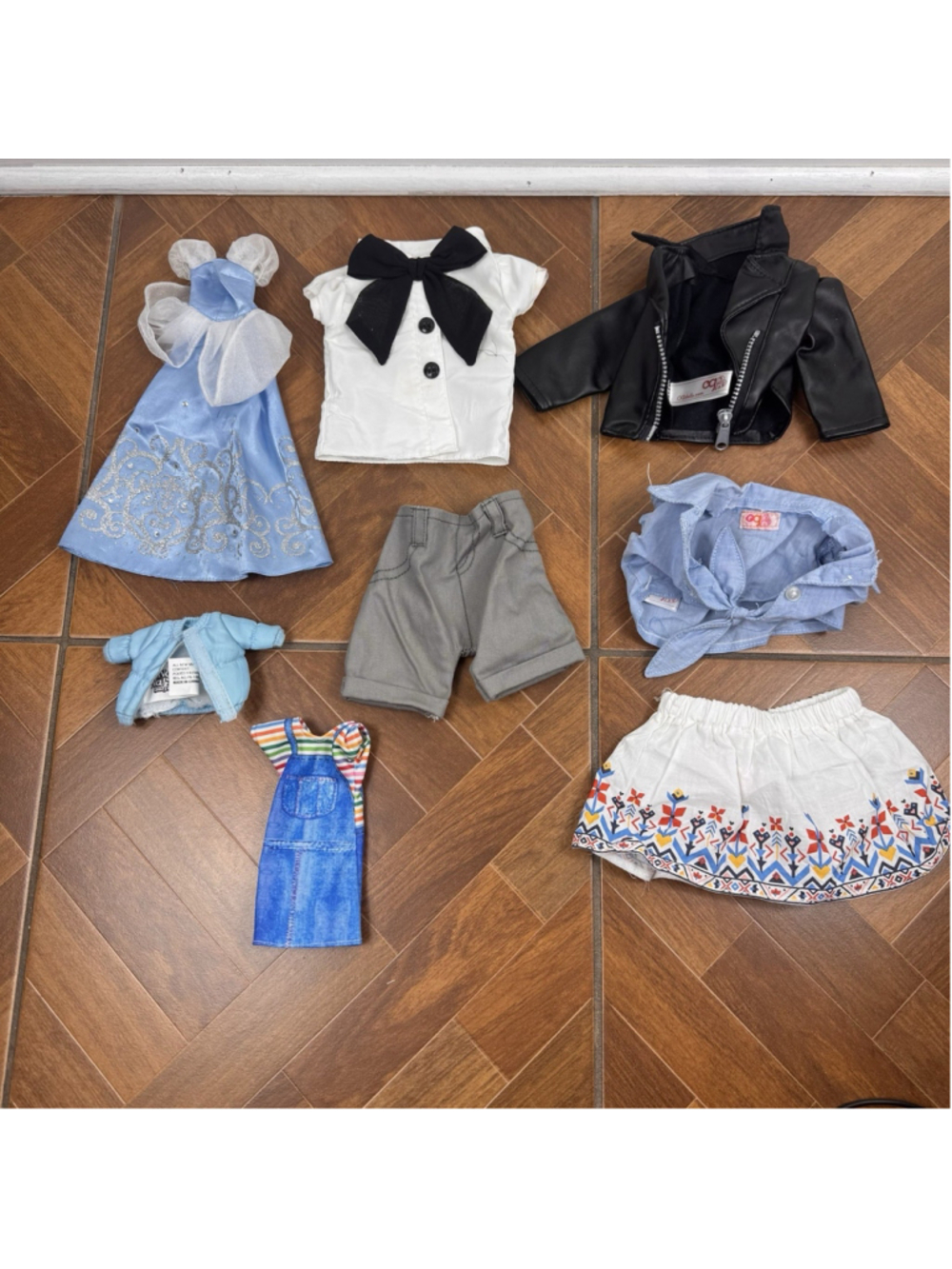 OG Dolls & Mixed Brand Doll Clothes Outfit Lot Dress Jacket Skirt